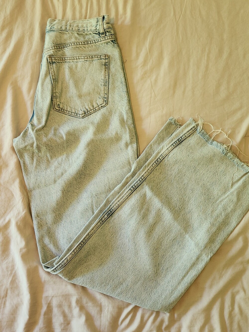 Zara Light Wash Frayed Hem Straight Leg Jeans